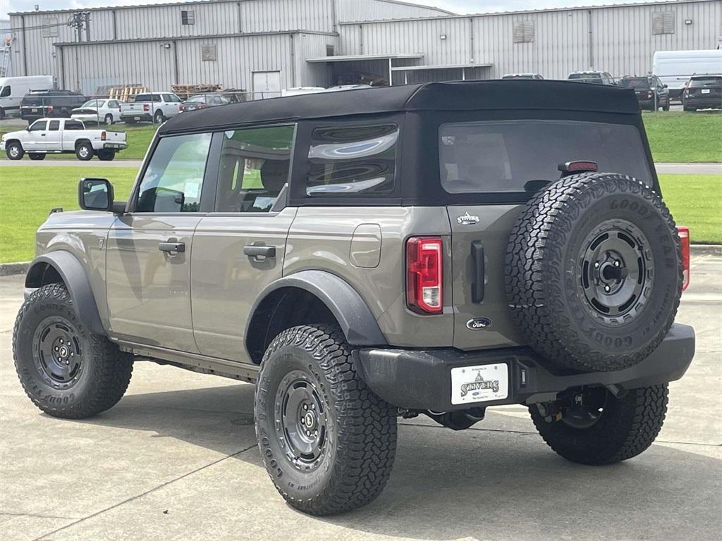 new 2025 Ford Bronco car, priced at $44,158
