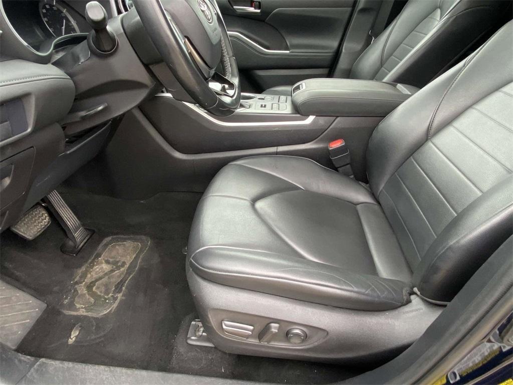used 2021 Toyota Highlander car, priced at $28,555