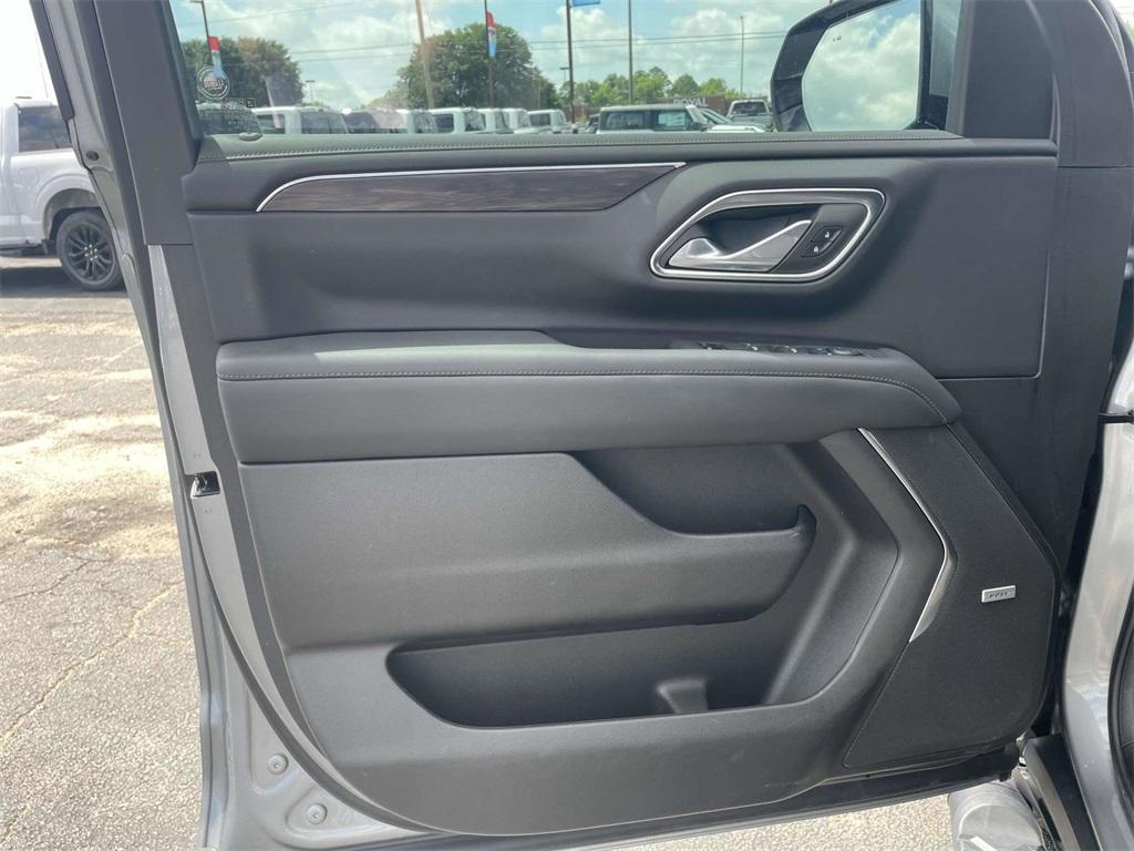 used 2024 Chevrolet Suburban car, priced at $63,270