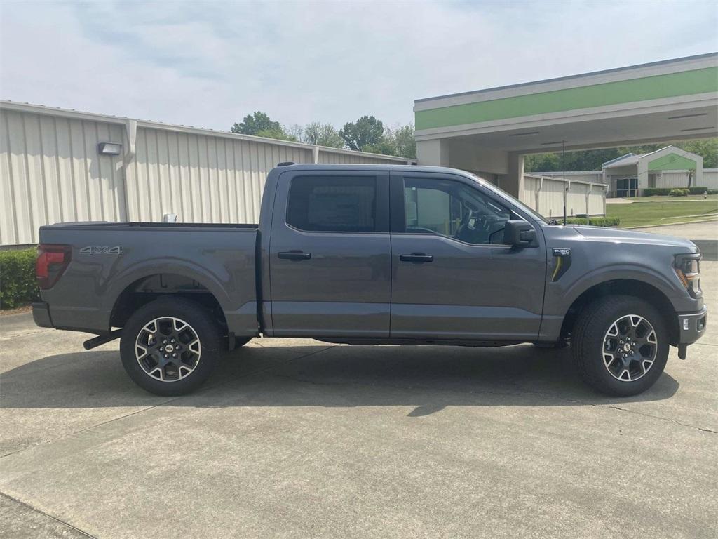 new 2025 Ford F-150 car, priced at $43,231