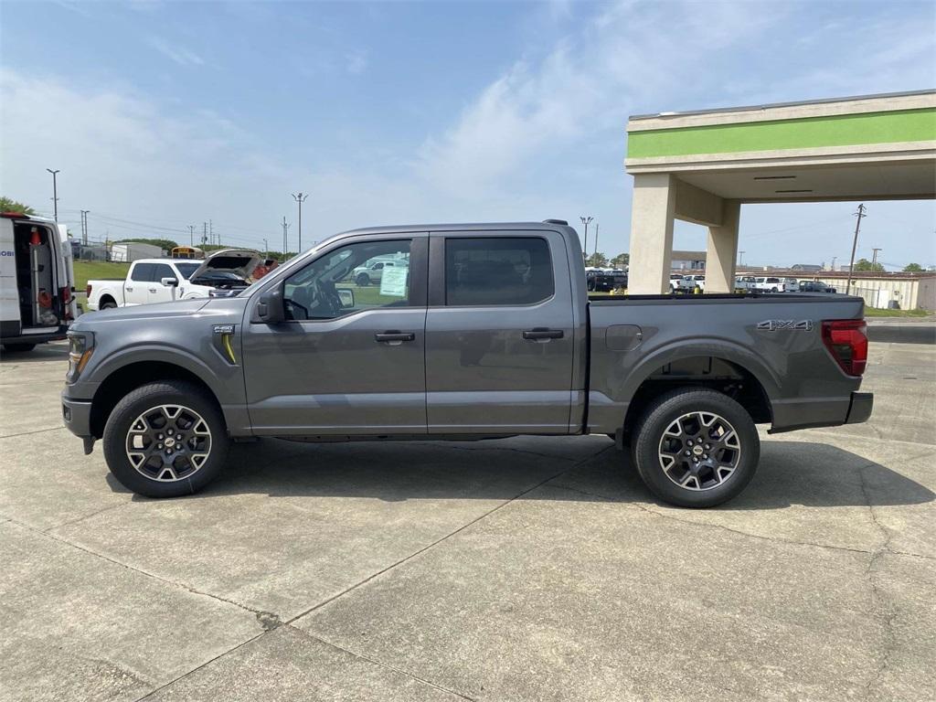 new 2025 Ford F-150 car, priced at $43,231