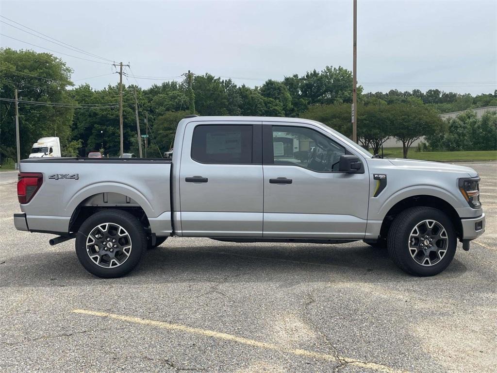 new 2025 Ford F-150 car, priced at $42,995