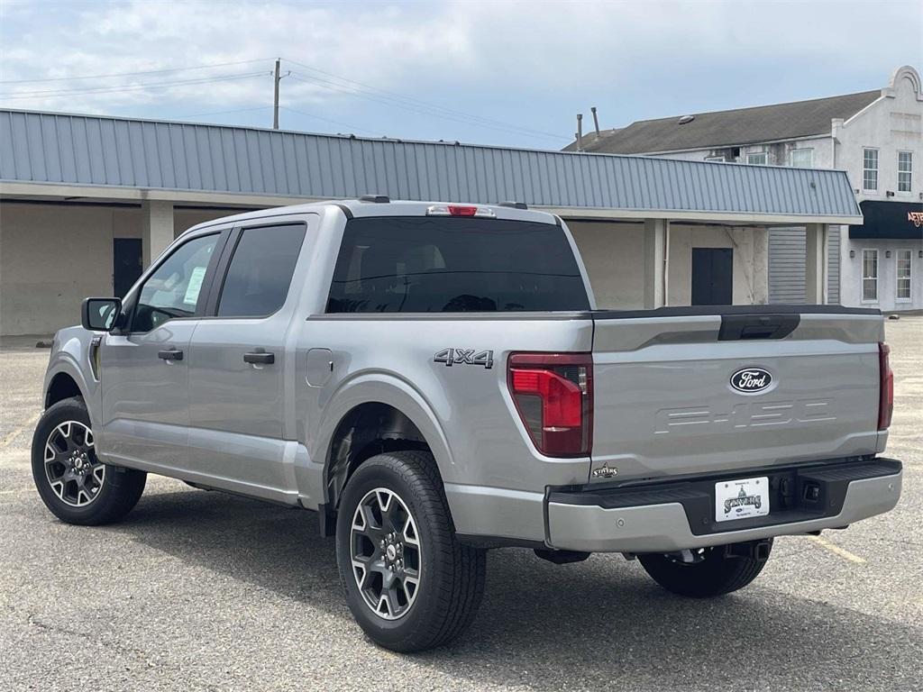 new 2025 Ford F-150 car, priced at $42,995