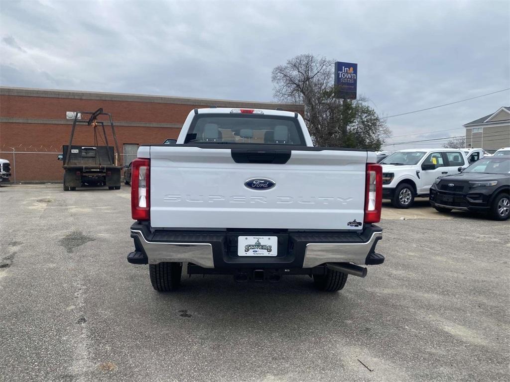 new 2024 Ford F-250 car, priced at $39,995