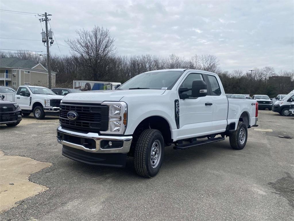 new 2024 Ford F-250 car, priced at $39,995