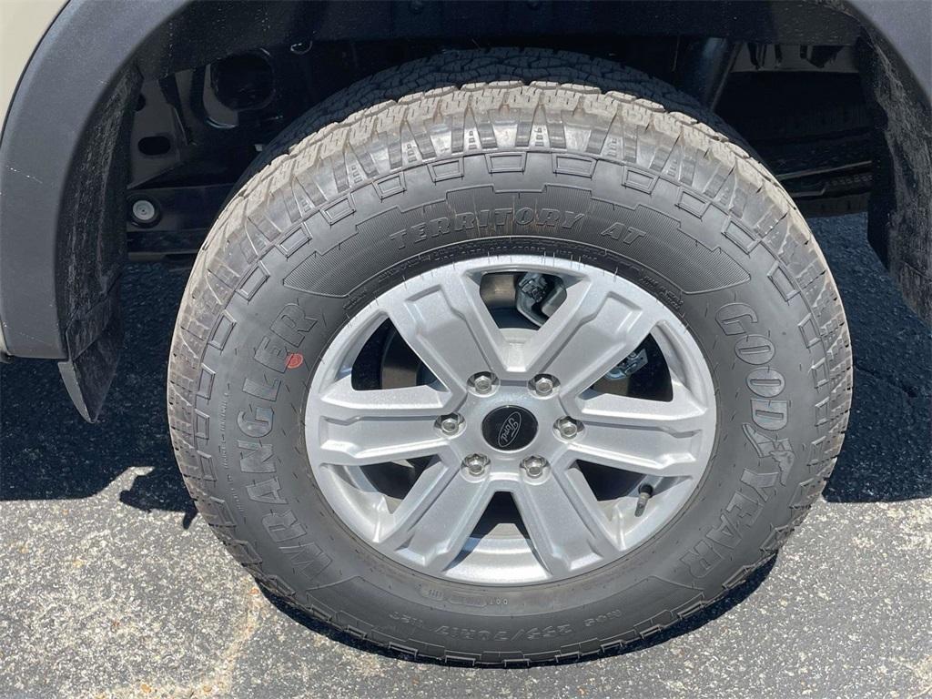 new 2025 Ford Ranger car, priced at $33,995
