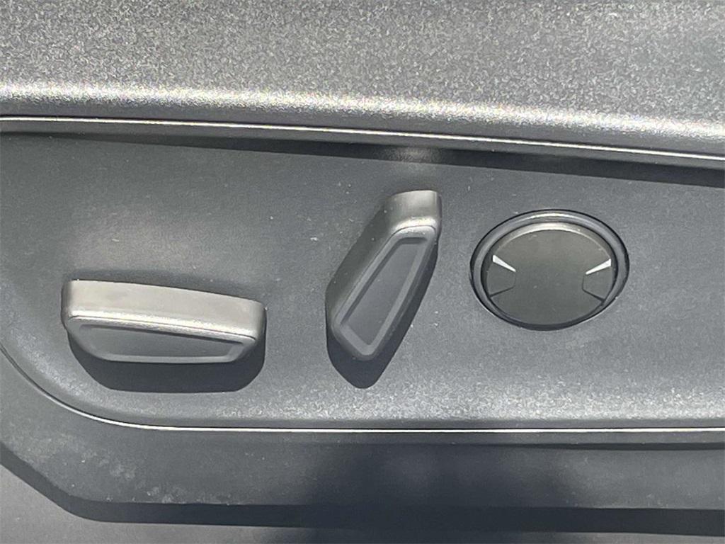 new 2025 Ford Escape car, priced at $29,679
