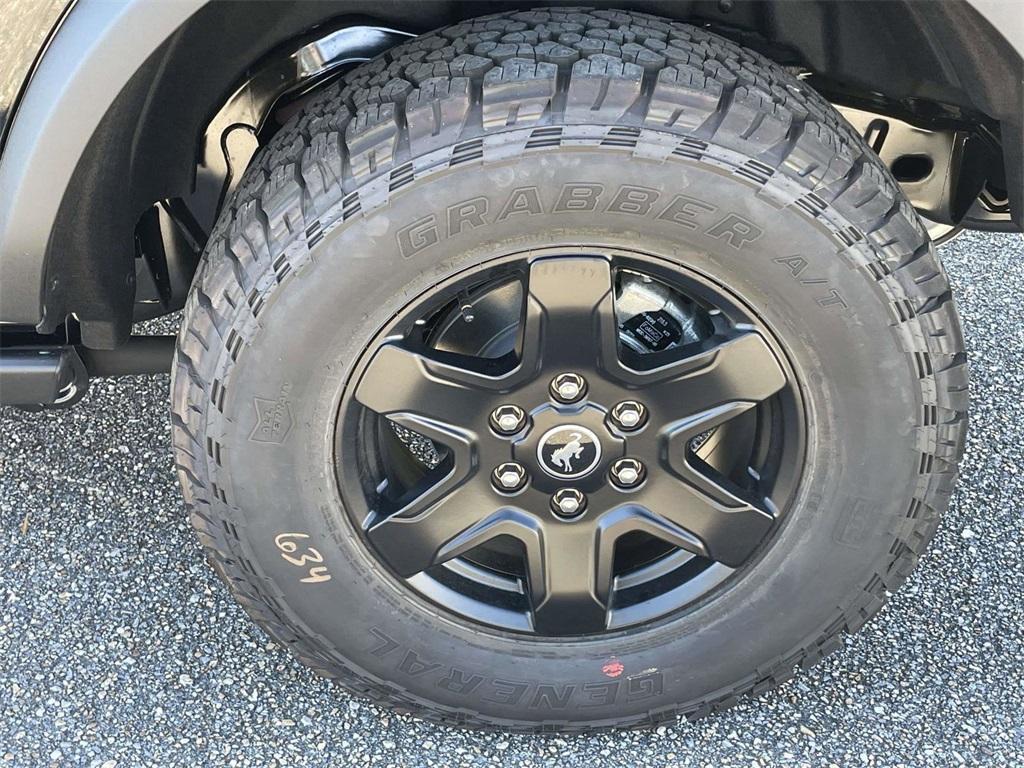 new 2025 Ford Bronco car, priced at $46,465