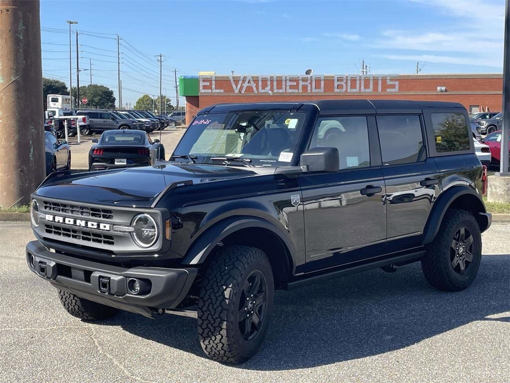 new 2025 Ford Bronco car, priced at $46,465