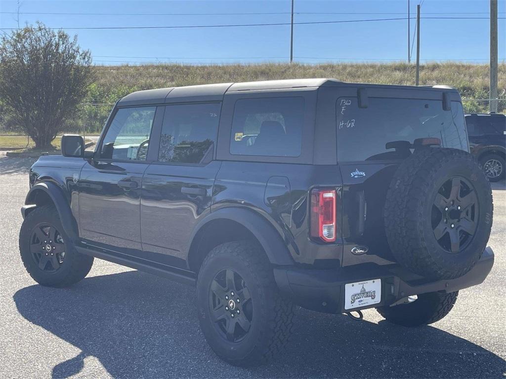 new 2025 Ford Bronco car, priced at $46,465
