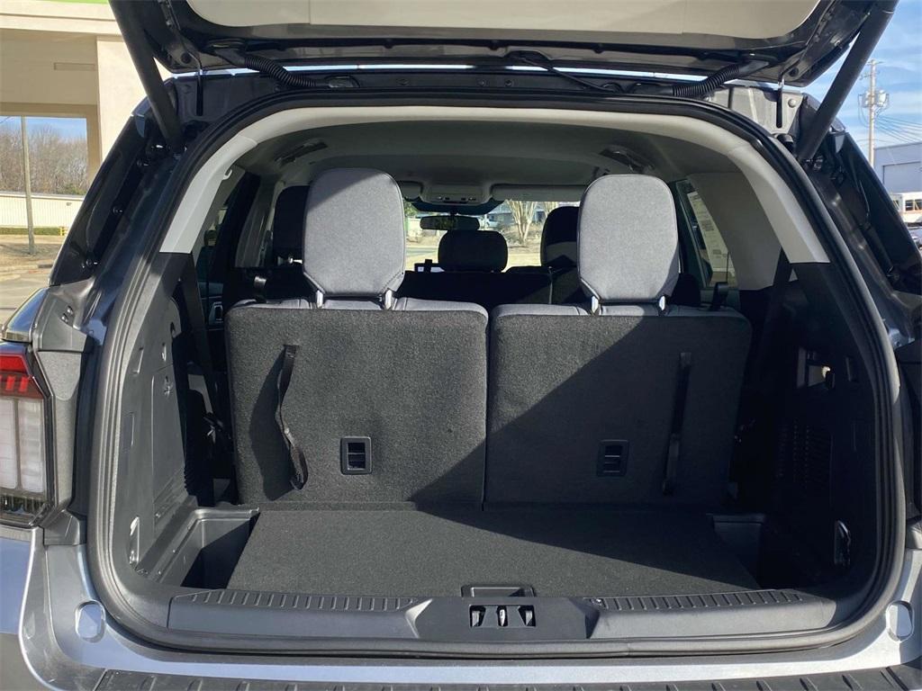 new 2025 Ford Explorer car, priced at $34,995