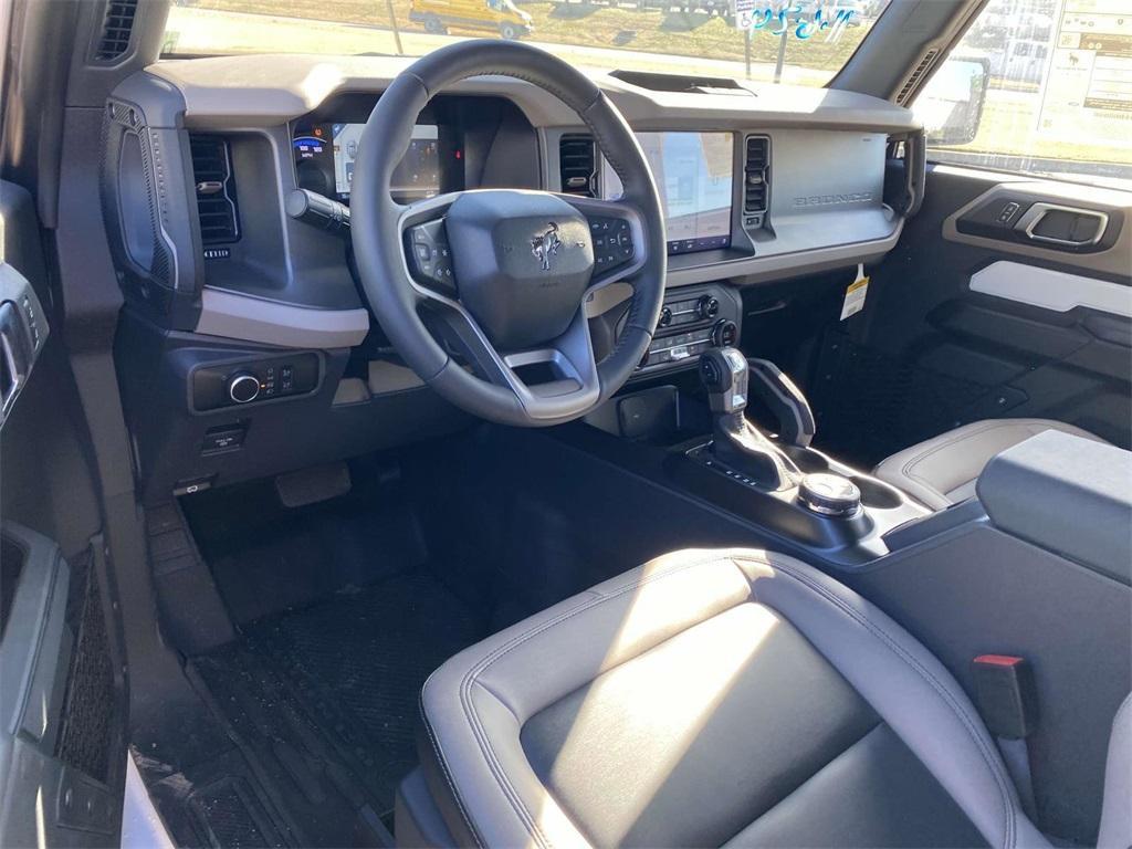 new 2024 Ford Bronco car, priced at $38,995