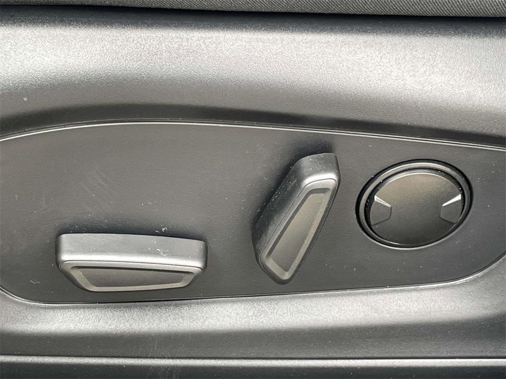 new 2025 Ford Explorer car, priced at $35,013