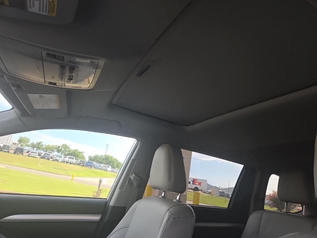 used 2019 Toyota Highlander car, priced at $22,100