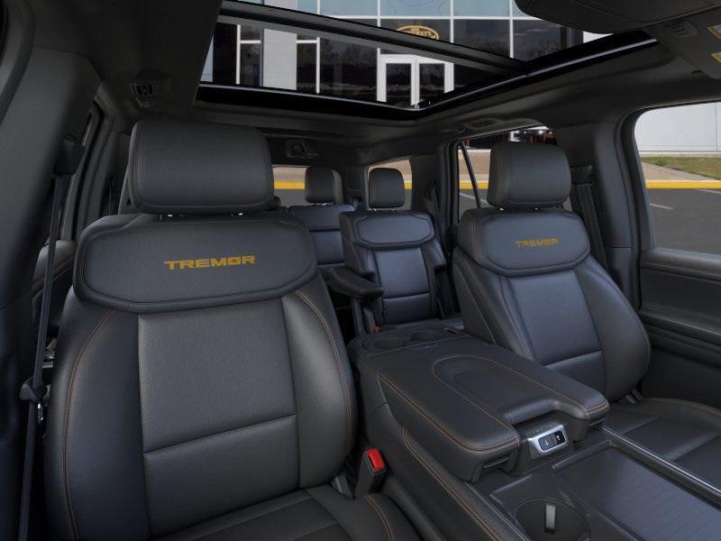 new 2025 Ford Expedition car, priced at $79,020