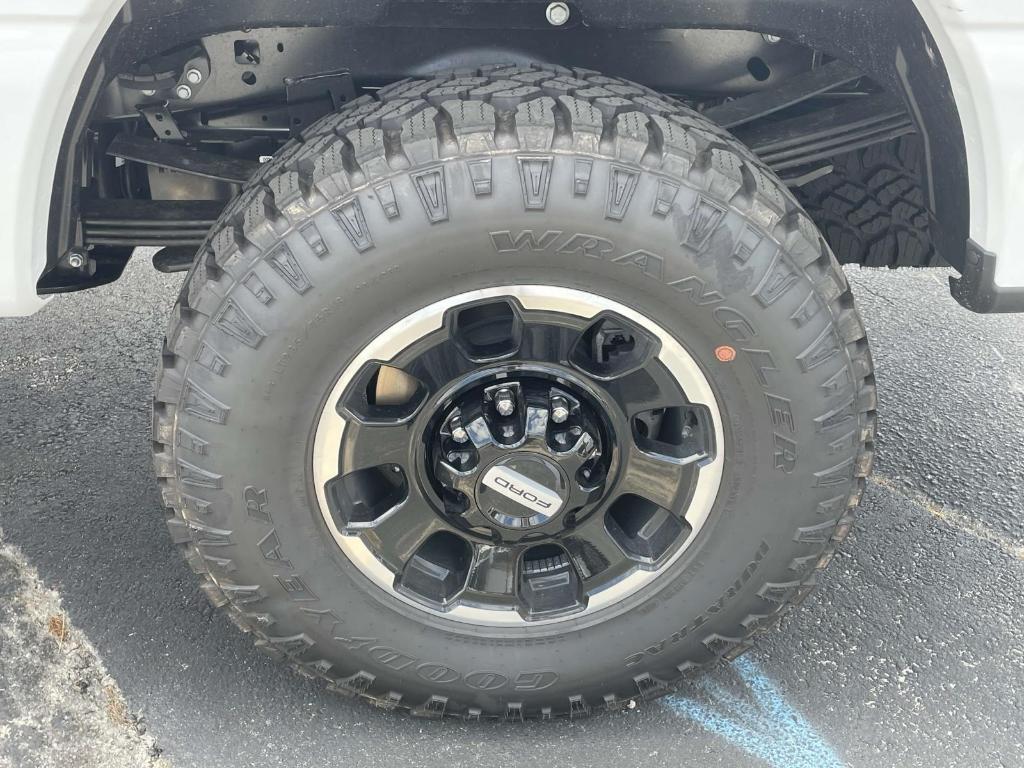 new 2025 Ford F-250 car, priced at $88,222