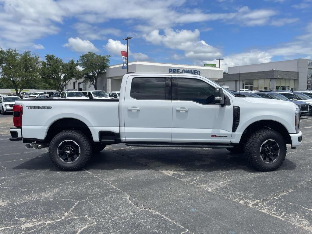 new 2025 Ford F-250 car, priced at $88,222