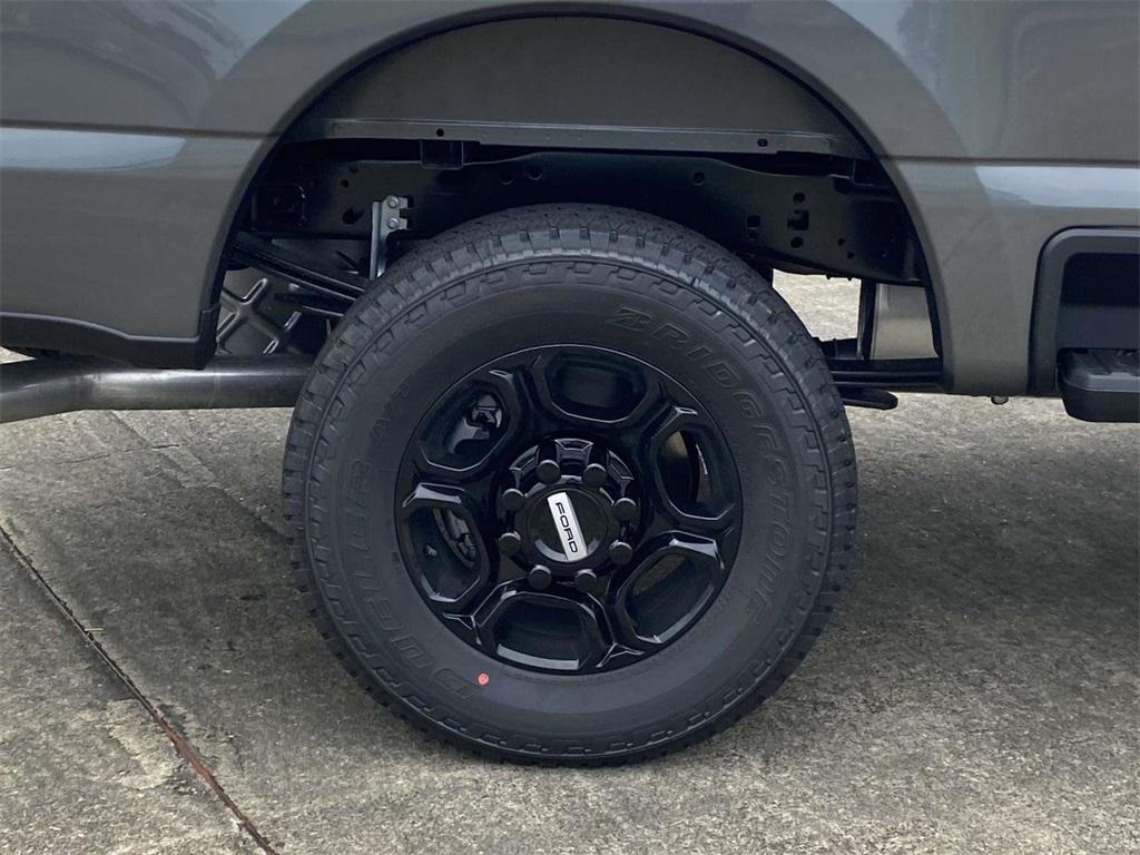 new 2025 Ford F-250 car, priced at $56,074