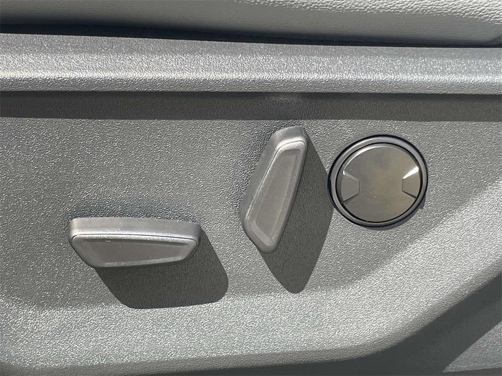new 2025 Ford F-150 Lightning car, priced at $60,995