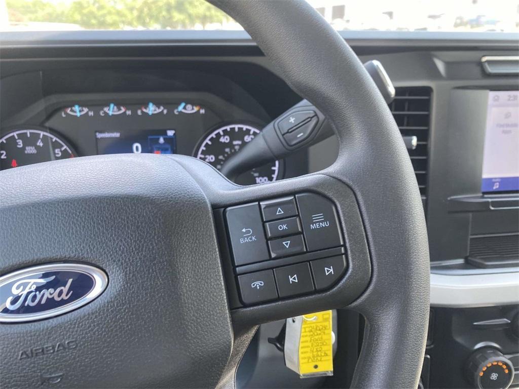 new 2024 Ford F-250 car, priced at $40,495