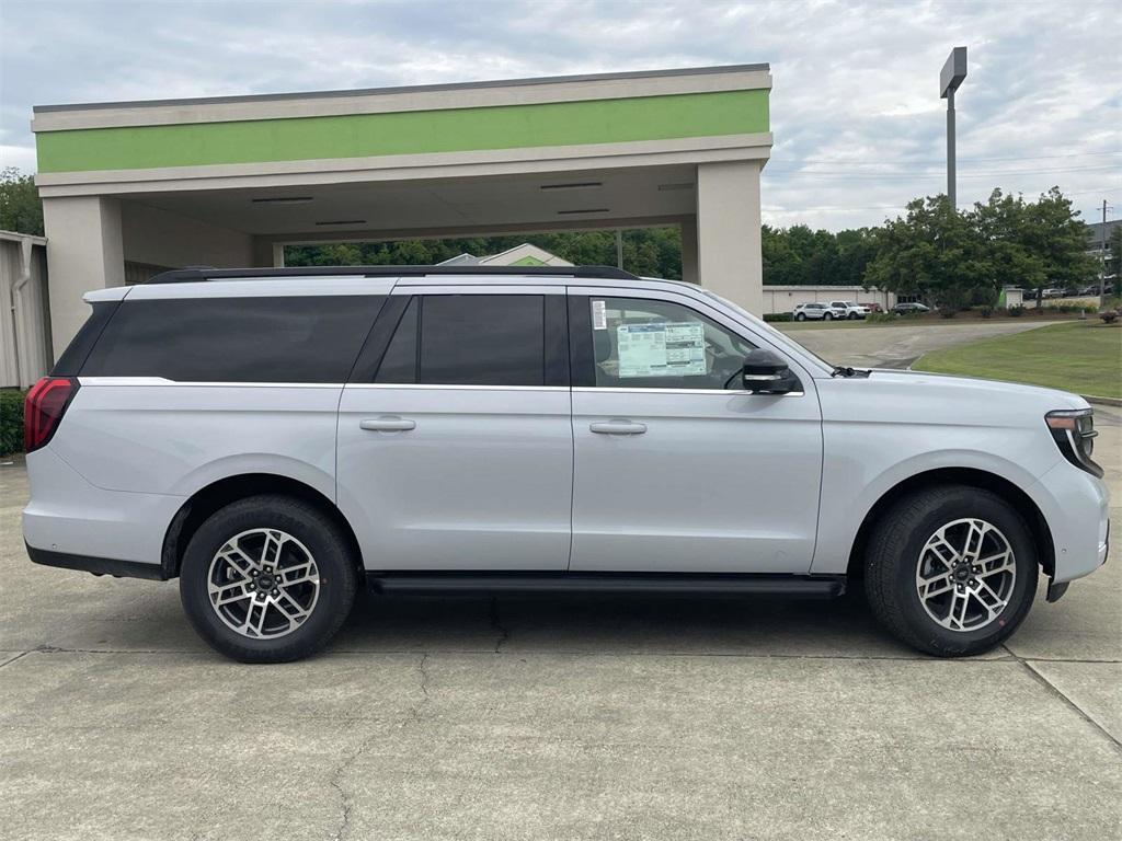 new 2025 Ford Expedition Max car, priced at $70,410