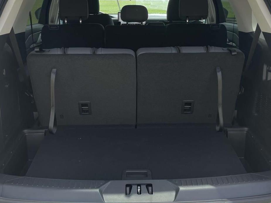new 2025 Ford Explorer car, priced at $33,385