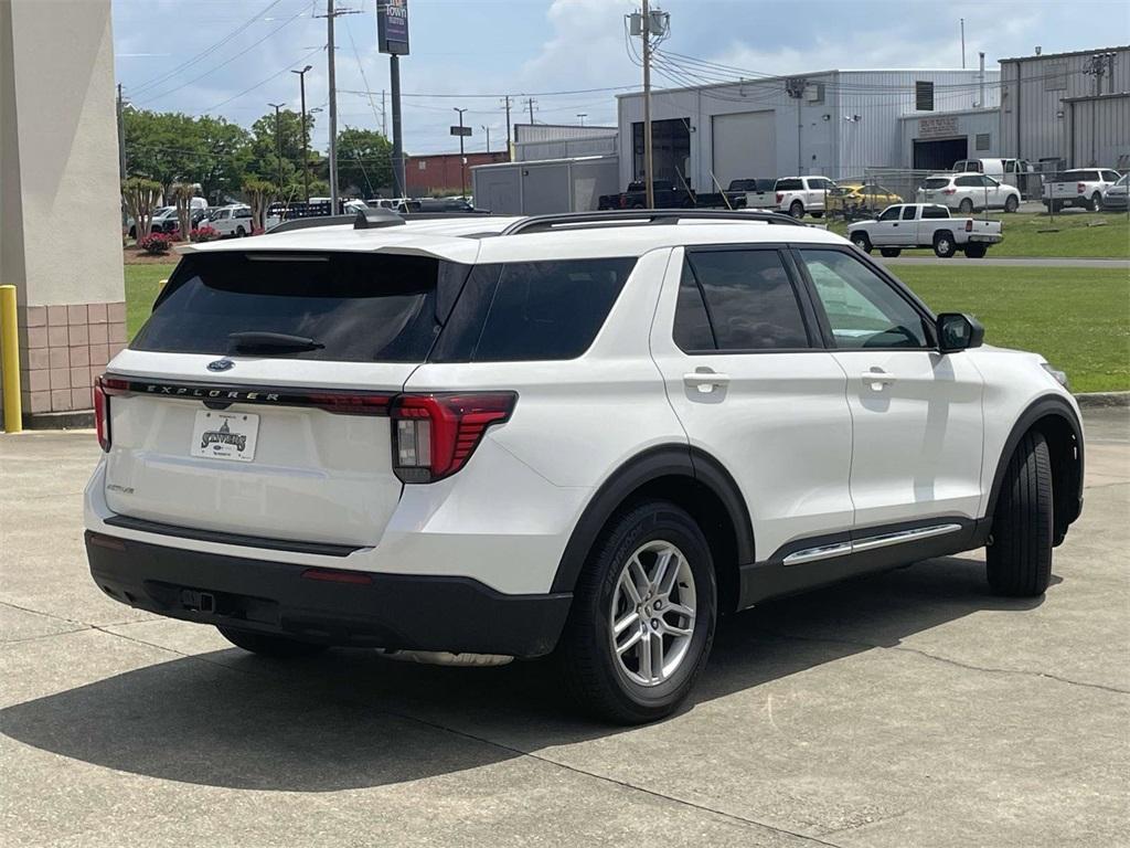 new 2025 Ford Explorer car, priced at $33,385