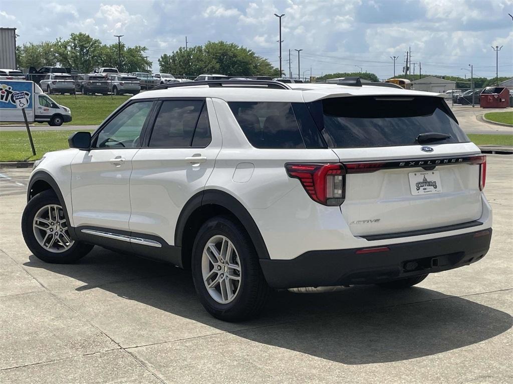 new 2025 Ford Explorer car, priced at $33,385