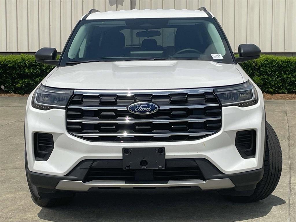 new 2025 Ford Explorer car, priced at $35,672
