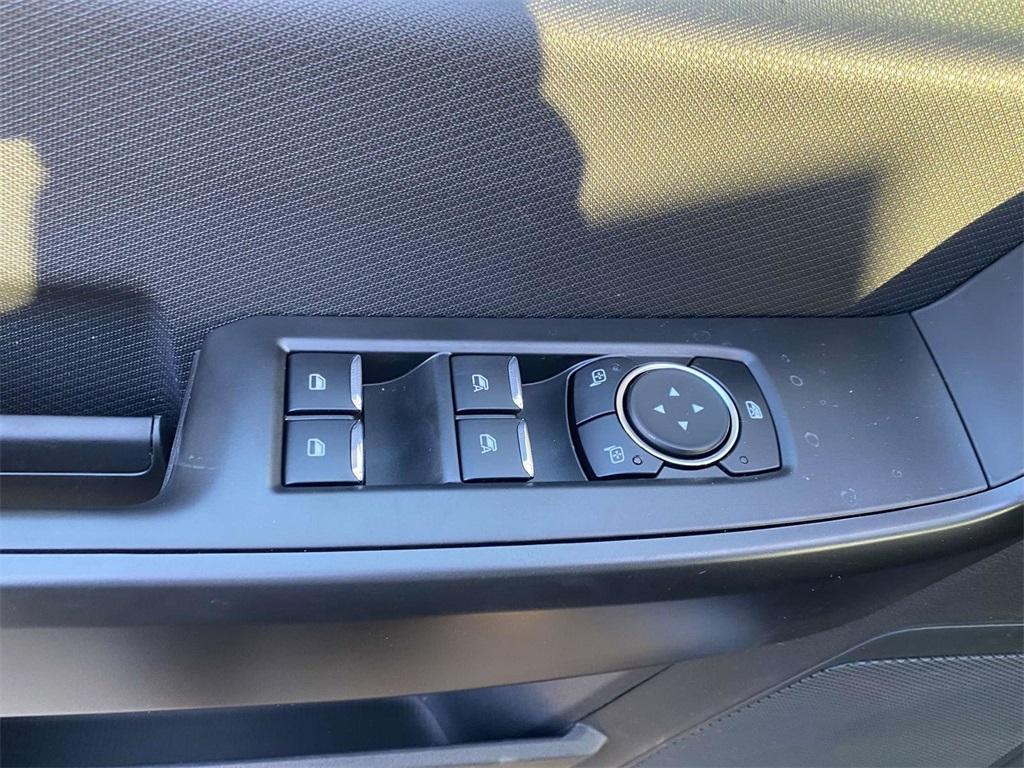 new 2025 Ford F-150 car, priced at $39,995