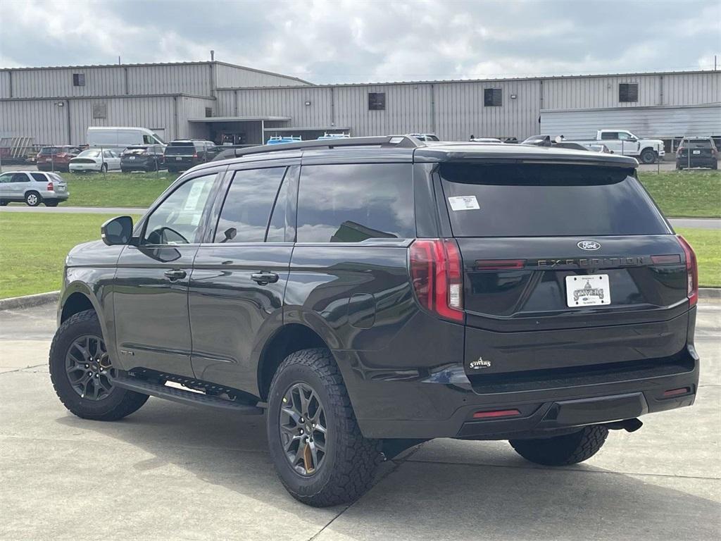 new 2025 Ford Expedition car, priced at $80,525
