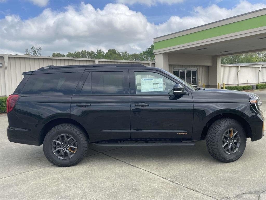 new 2025 Ford Expedition car, priced at $80,525