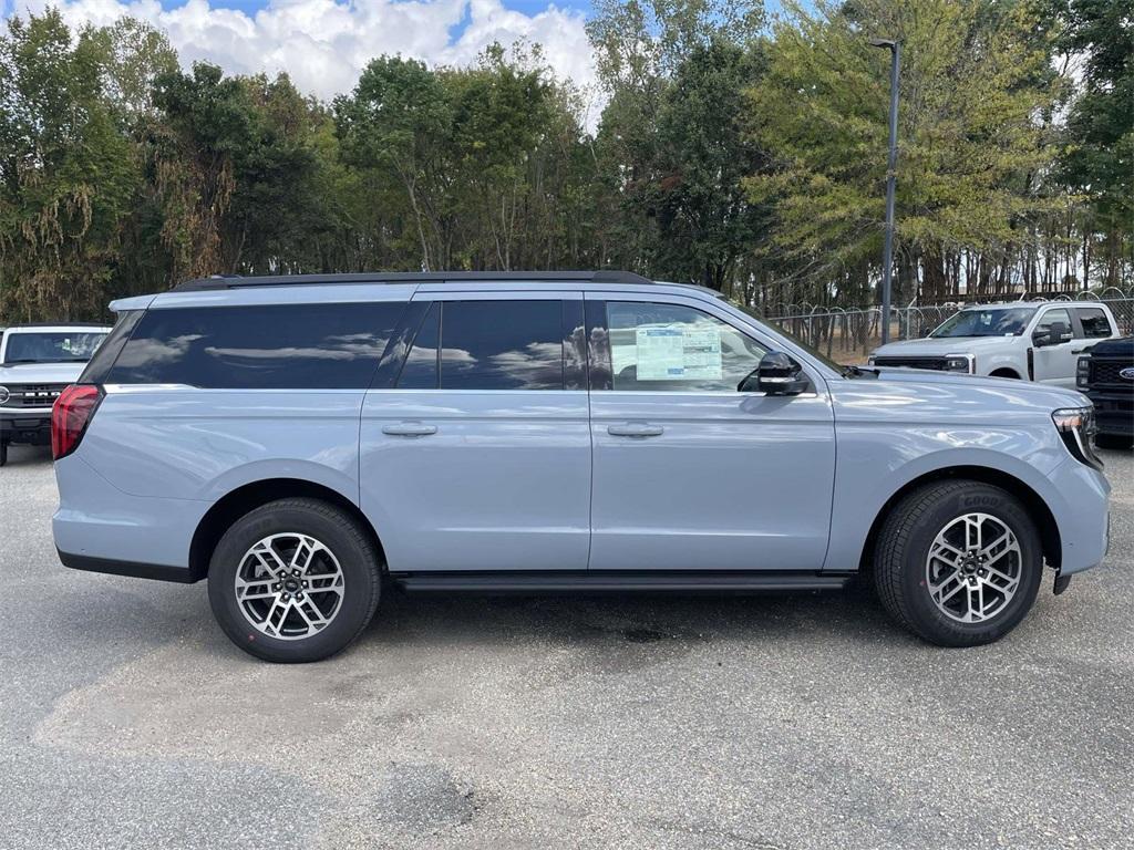 new 2025 Ford Expedition Max car, priced at $68,942