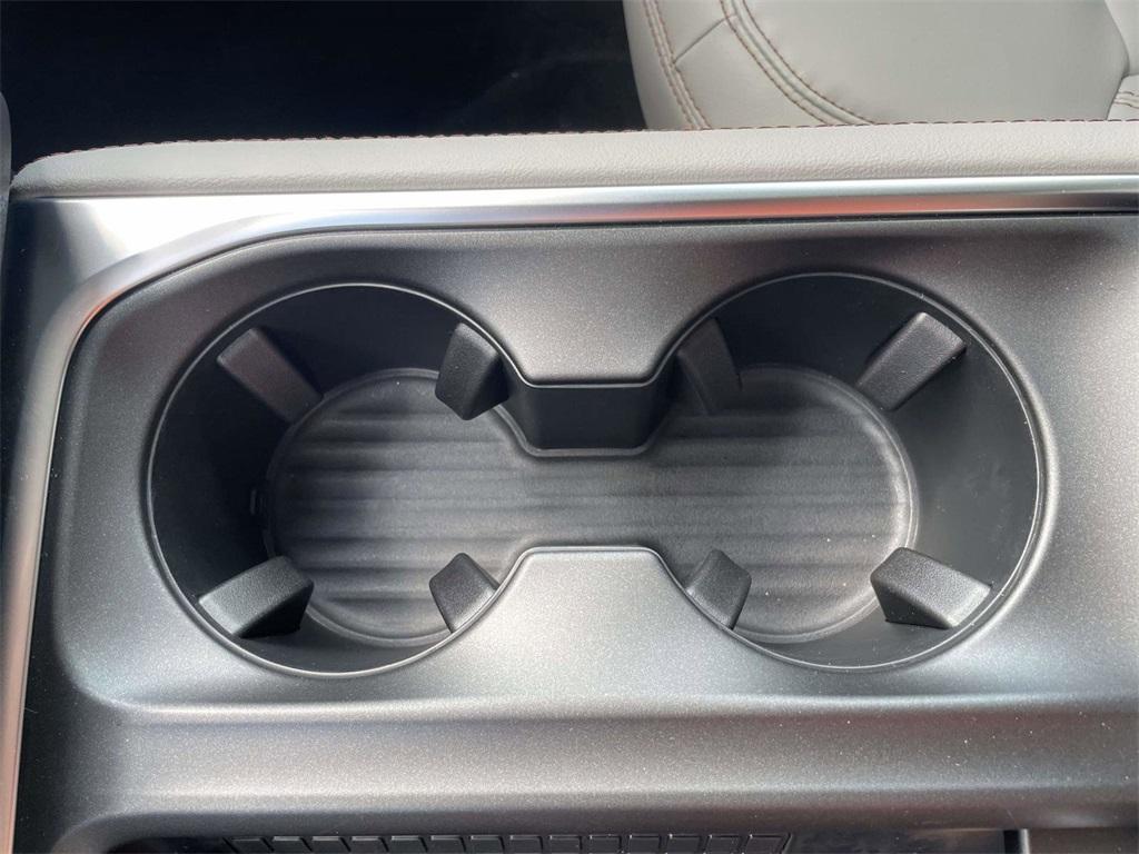 new 2025 Ford Expedition Max car, priced at $68,942