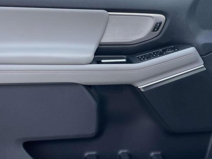 new 2025 Ford Expedition Max car, priced at $68,942