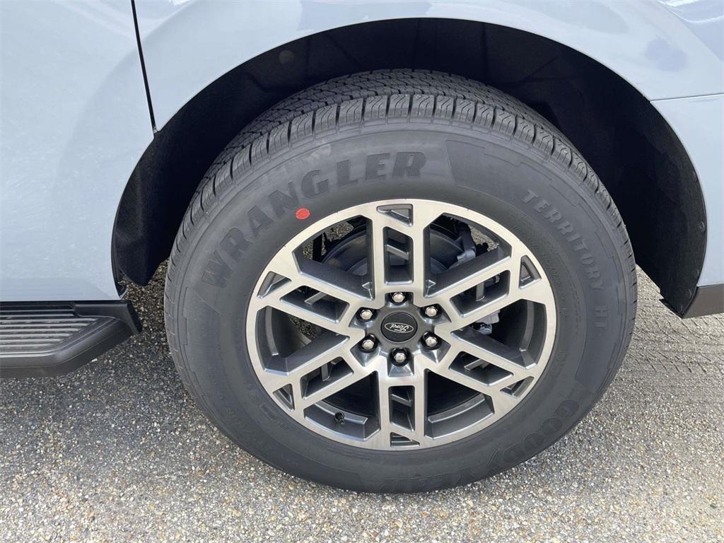 new 2025 Ford Expedition Max car, priced at $68,942