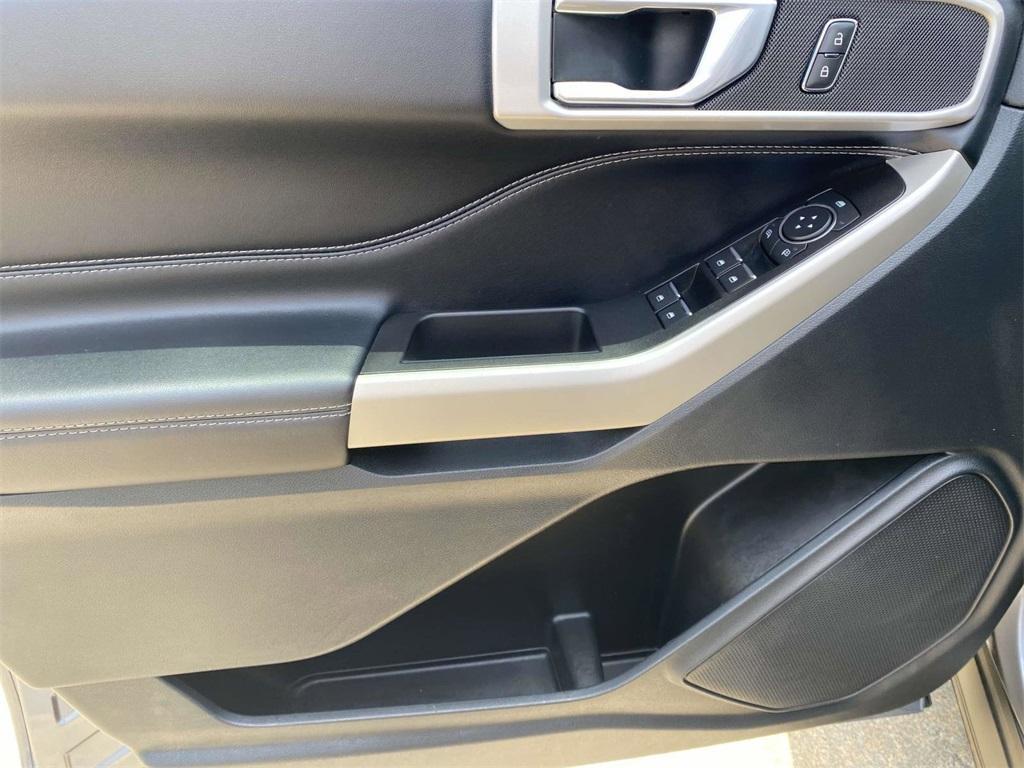 used 2022 Ford Explorer car, priced at $26,997