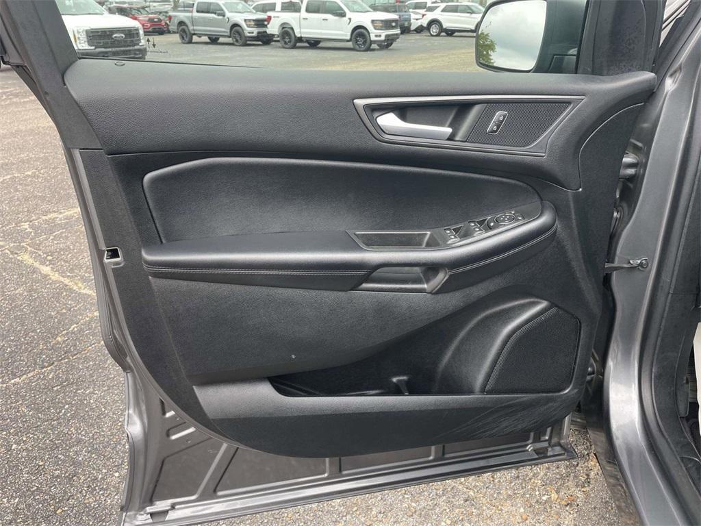 used 2022 Ford Edge car, priced at $21,183