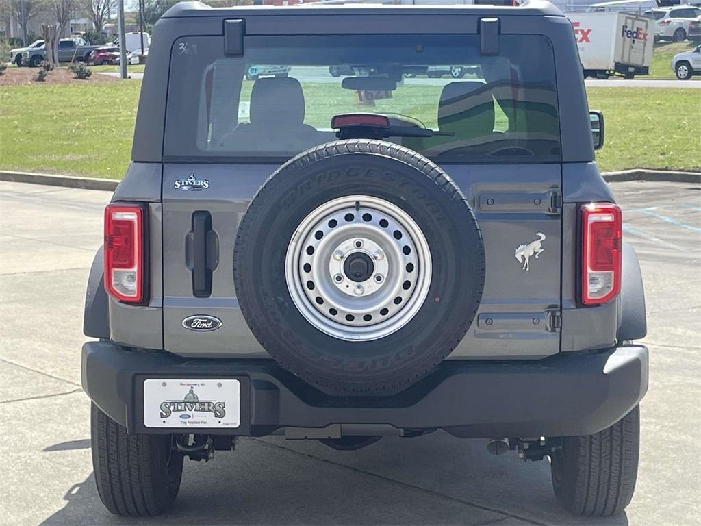 new 2025 Ford Bronco car, priced at $40,885
