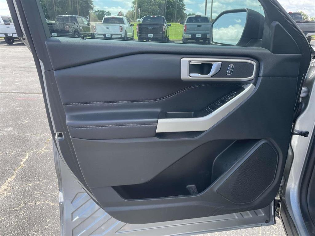 used 2022 Ford Explorer car, priced at $25,347