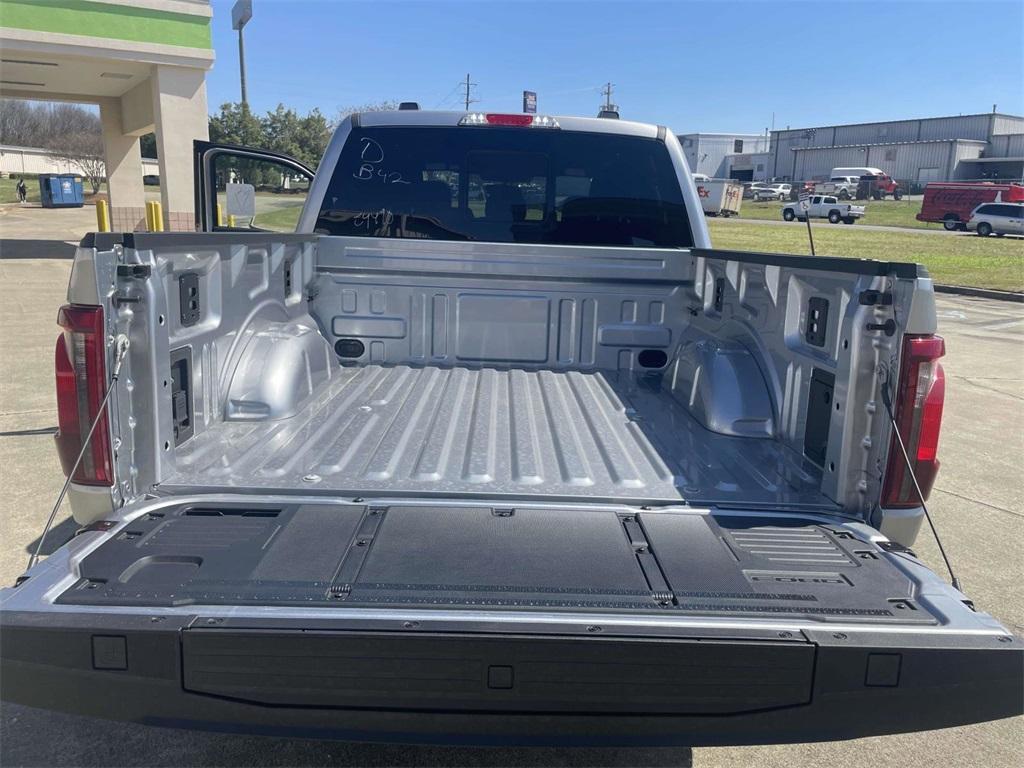 new 2025 Ford F-150 car, priced at $50,470