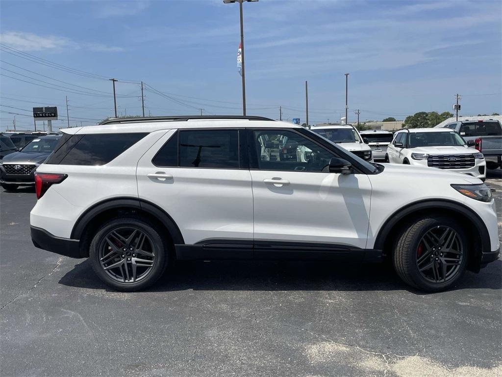 new 2025 Ford Explorer car, priced at $56,755