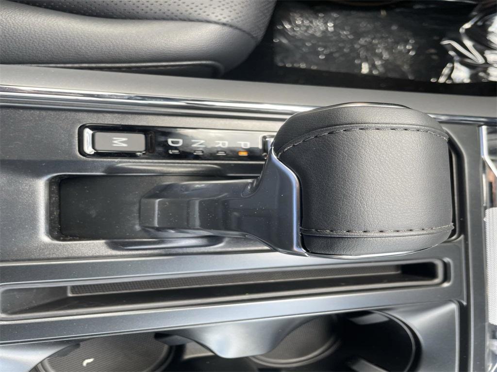 new 2025 Ford F-150 car, priced at $62,654