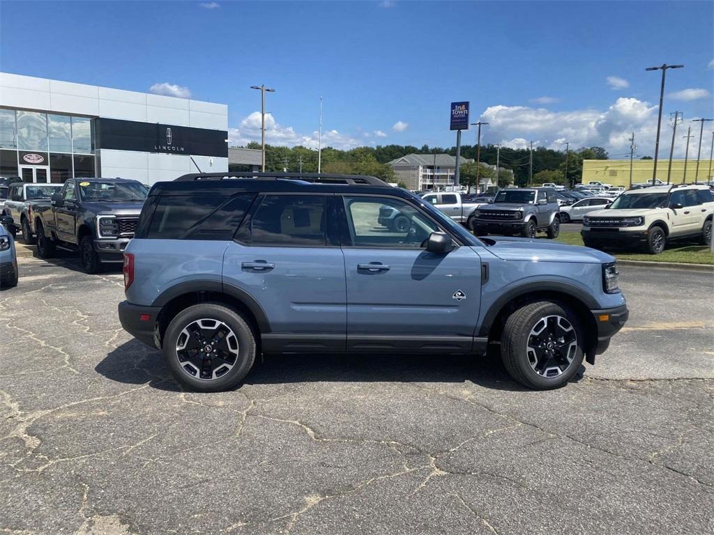 new 2024 Ford Bronco Sport car, priced at $32,245