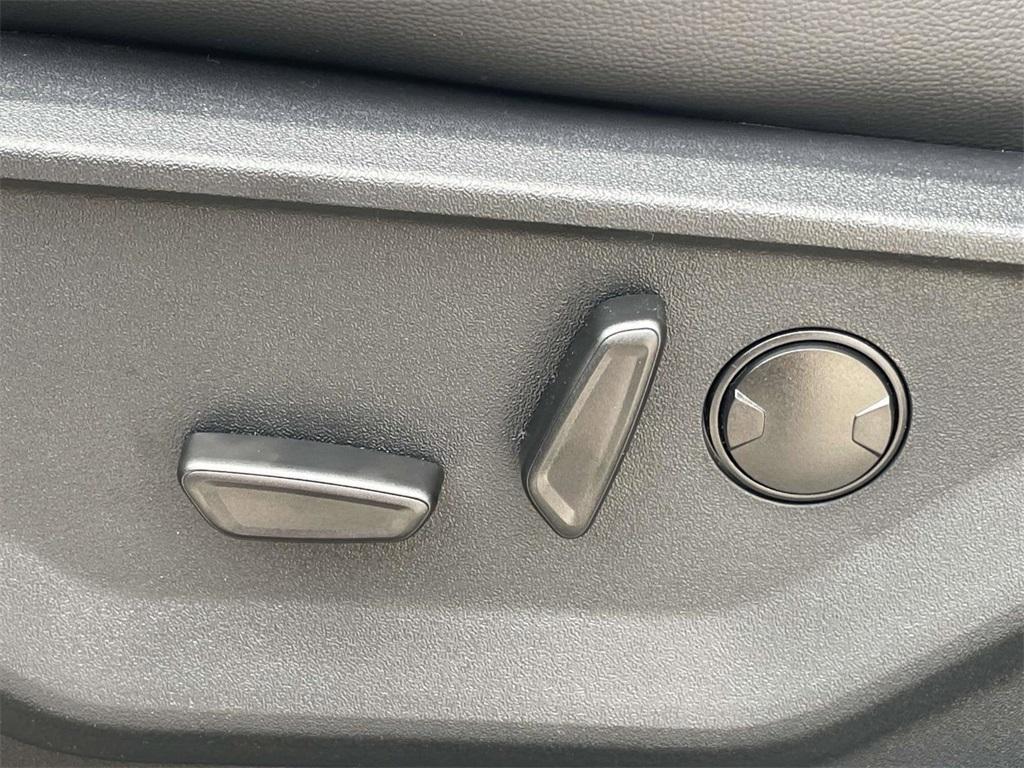 new 2025 Ford F-350 car, priced at $90,045