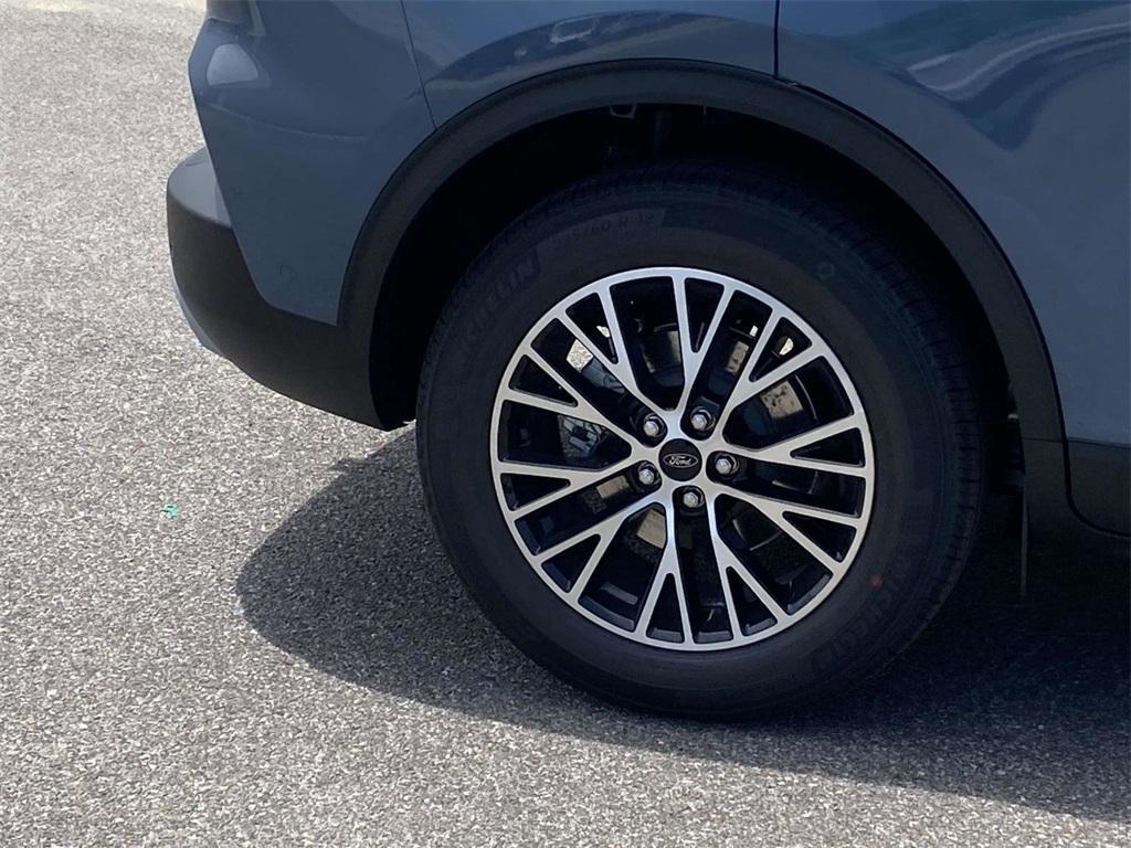 new 2024 Ford Escape car, priced at $32,995
