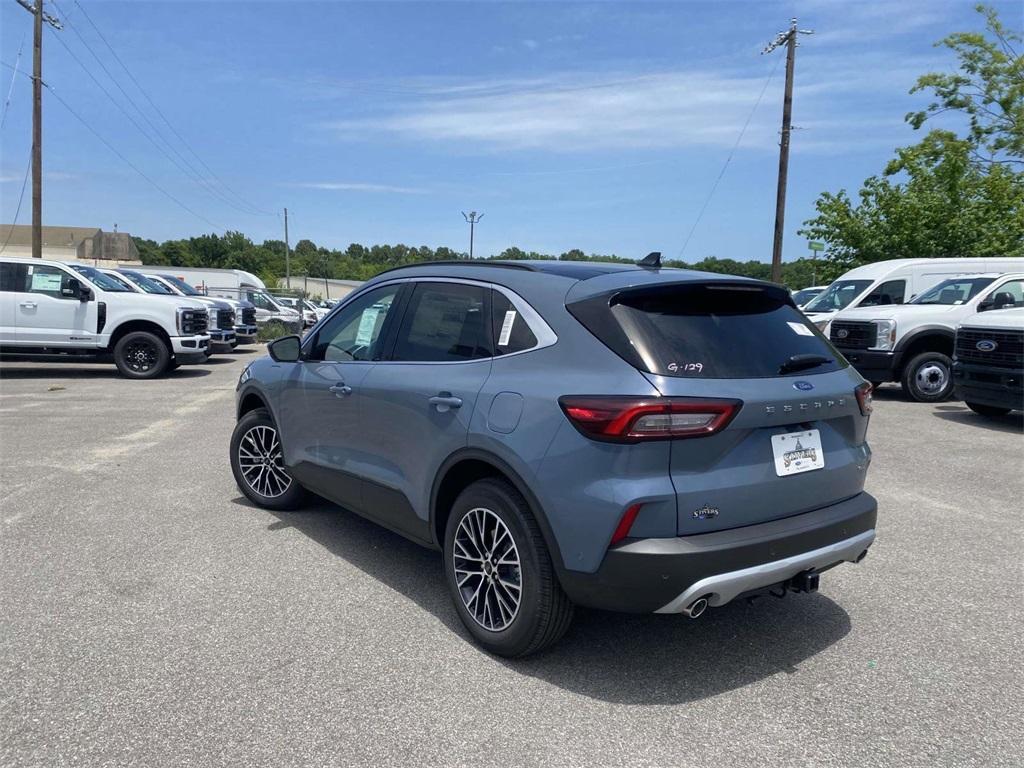 new 2024 Ford Escape car, priced at $32,995