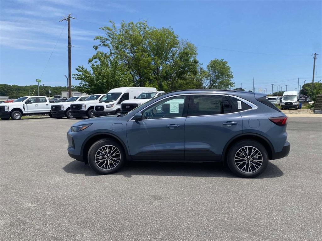 new 2024 Ford Escape car, priced at $32,995