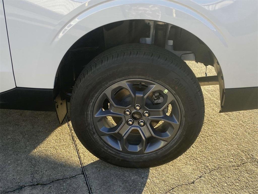 new 2025 Ford Maverick car, priced at $29,692