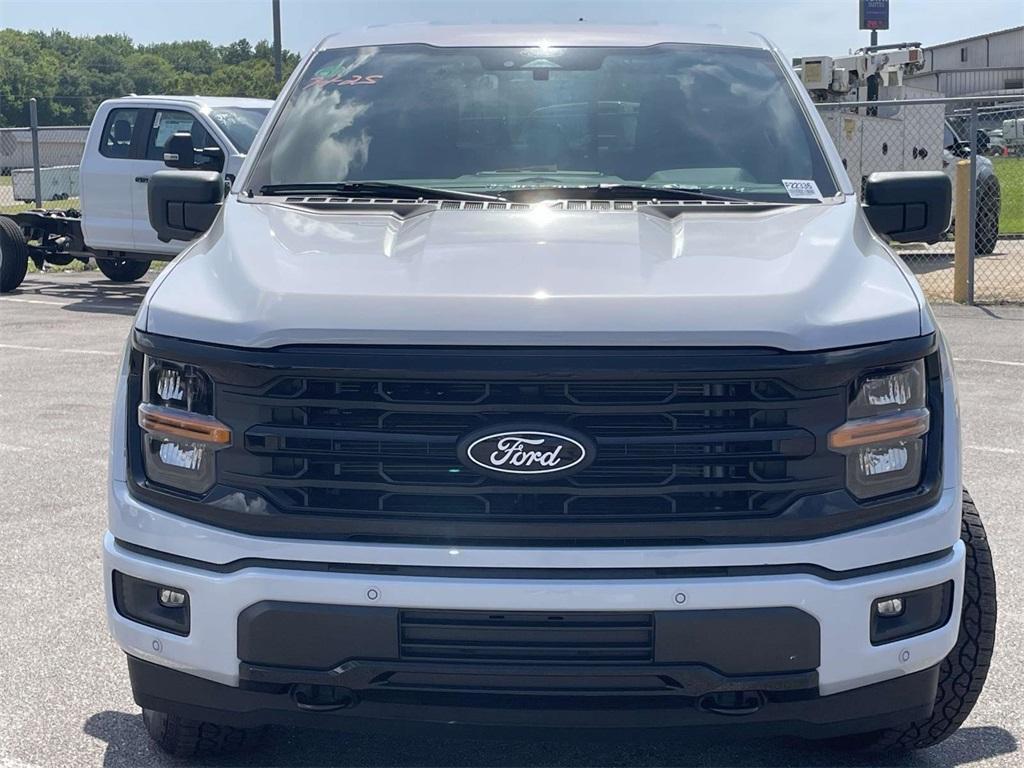 new 2025 Ford F-150 car, priced at $60,995